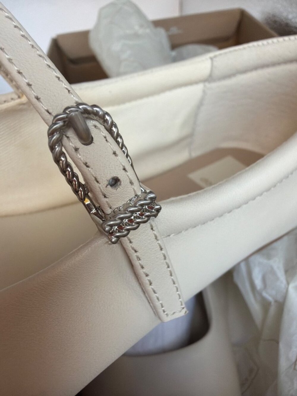 Dolce Vita Reyes Ivory Leather Mary Jane Square-Toe Flats Size 8.5 - Picture 8 of 9